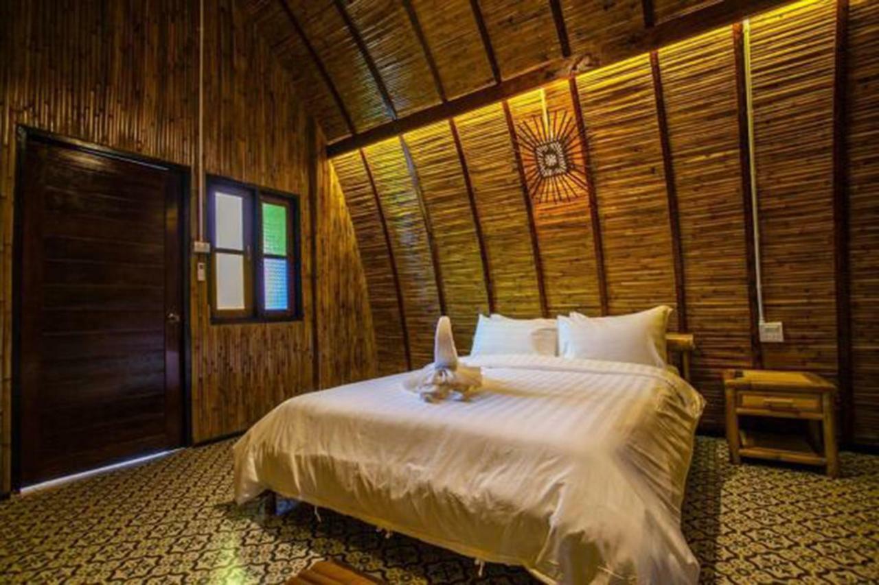Cicada Lanta Hotel Koh Lanta Exterior photo